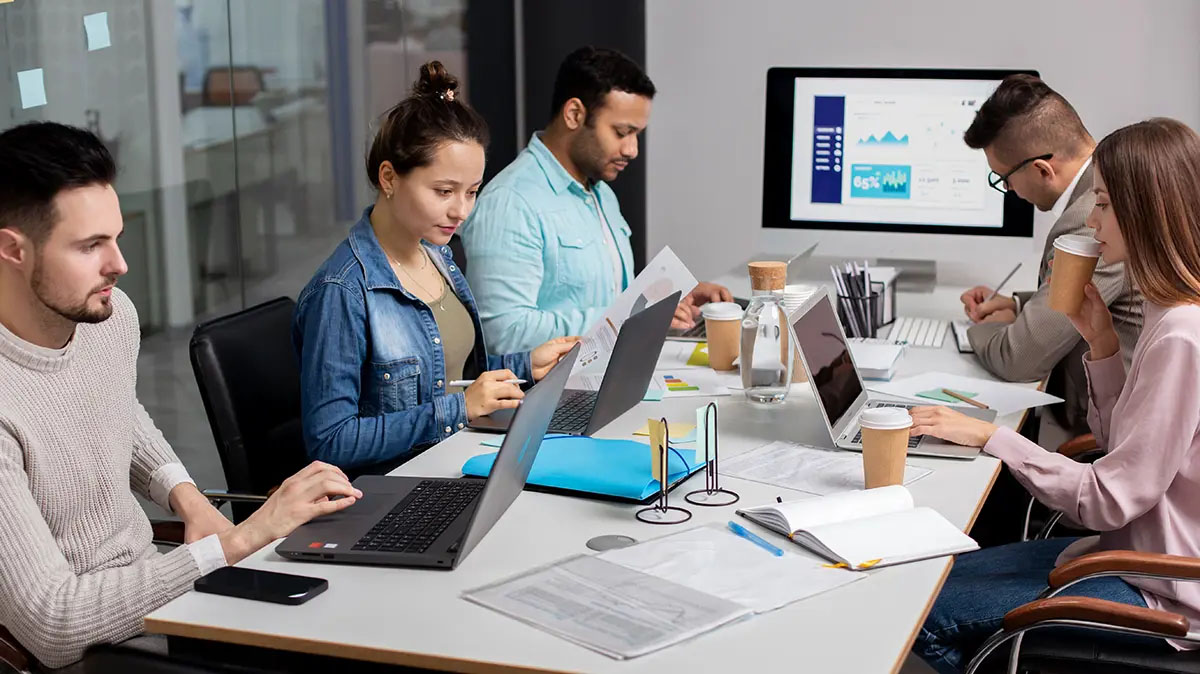 Employee Engagement on a Budget: 15 Low- and No-Cost Benefits to Consider