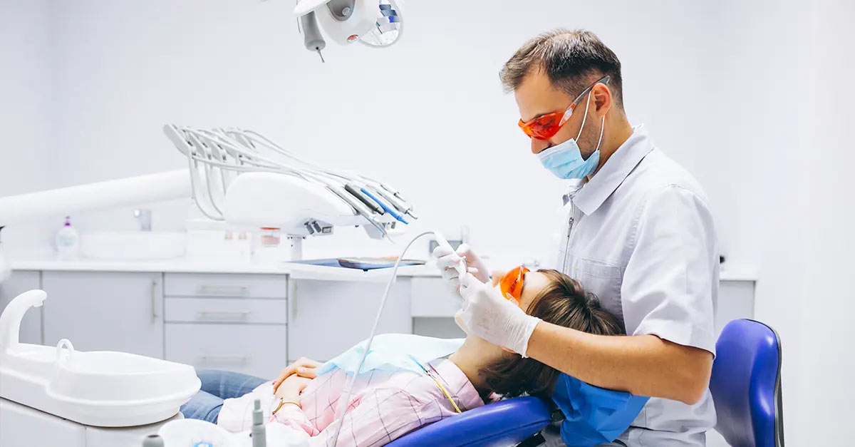 How to Save Money on Dental Care with the Right Dental Plan